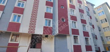 MERKEZDE TAM 2+1 --- EŞYALI --- SATILIK DAİRE BURCU EMLAKTAN