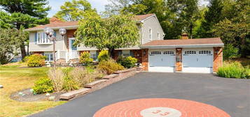 33 Violet Dr, Beacon, NY 12508