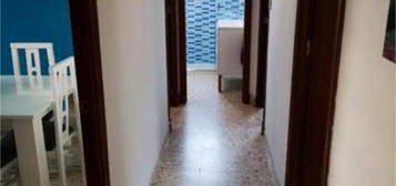 Piso de alquiler en Puertas del sur - Guadabajaque