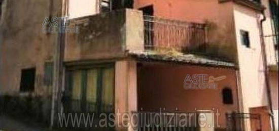 Appartamento all'asta a Borgo a Mozzano