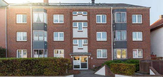 Zentral gelegene 3-Zimmer-Wohnung in Bremerhaven-Lehe mit Balkon