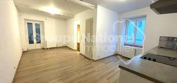 Appartement  à louer, 2 pièces, 1 chambre, 38 m²