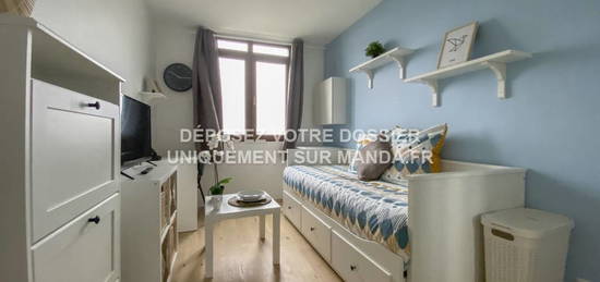 Location appartement 4 pièces 10 m²