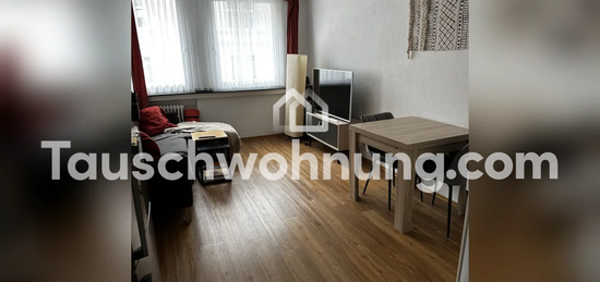 Tauschwohnung: Habe_ 2-Zimmer-Whg mit großem Balkon. Suche: 3-4 Zimmer-Whg