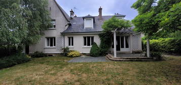 Maison  à vendre, 10 pièces, 6 chambres, 356 m²