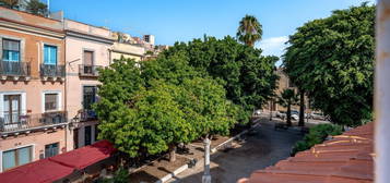 PIAZZA SAN DOMENICO- Su due livelli con terrazza