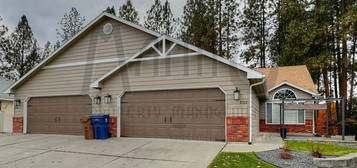 8717 N Pamela St, Spokane, WA 99208