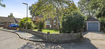 Bungalow for sale in Rankine Close, Badshot Lea, Farnham GU9