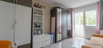 Apartament 1 camere, total renovat