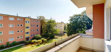 Bezugsfrei! Ruhige 2 Zimmer im "Englischen Viertel", tagesbelichtet, großer Balkon, inkl. Stellplatz