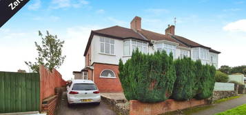 3 bedroom semi-detached house