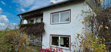 Freistehendes, großzügiges Mehrfamilienhaus in Idealer Lage mit schönem Garten