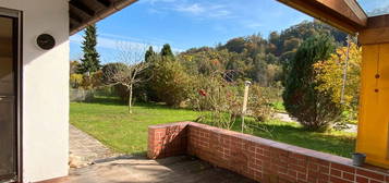 Bungalow, Wohnen auf einer Ebene in Ortsrandlage mit herrlichem Ausblick