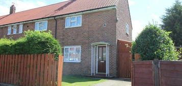 End terrace house to rent in Waveney Road, Hull HU8