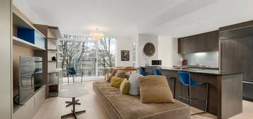 1455 Howe St #203, Vancouver, BC V6Z 1C2
