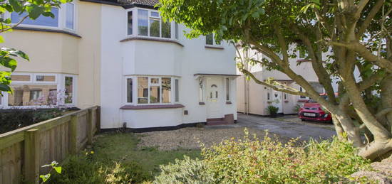 3 bed semi-detached house for sale