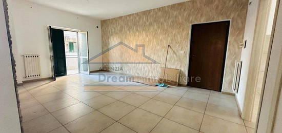 Appartamento con terrazzo Via Madonna D. Grazie