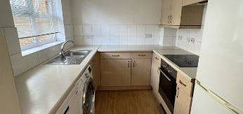 2 bed flat to rent