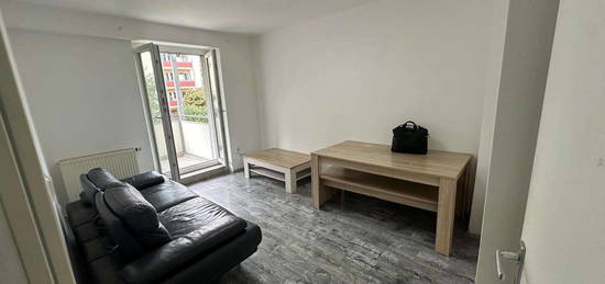 Stilvolle 2-Zimmer-Wohnung mit Balkon und EBK in Frankfurt Bockenheim