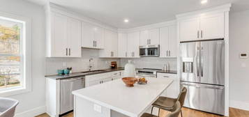 1000 Washington St #301, Dedham, MA 02026