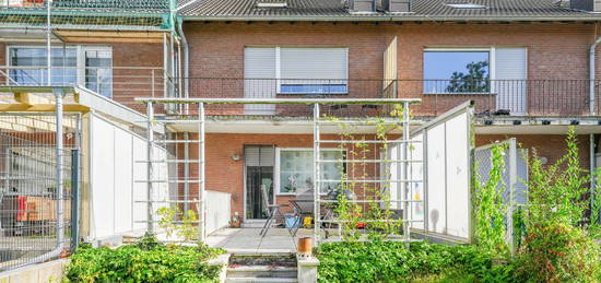 Ruhige Familienstraße, 6 Zimmer und Süd-Garten - Provisionsfrei