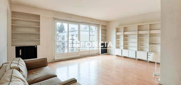 Appartement  à vendre, 3 pièces, 2 chambres, 75 m²