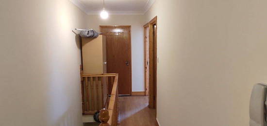 2 bed flat to rent