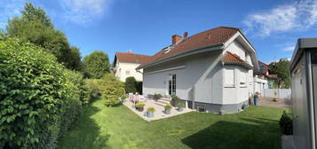 Charmantes Haus mit Garten, direkte Feldrandlage, 68642 Bürstadt