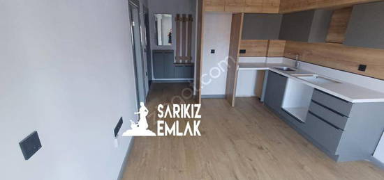 SARIKIZ DAN AKAY ALTINKUM DA MODERN TASARIM SATILIK 1+1 DARE