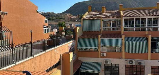 Piso en venta en Arenales, Los Cristianos