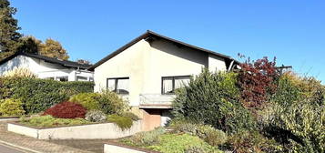 Einfamilienhaus - Bungalow in Beckingen