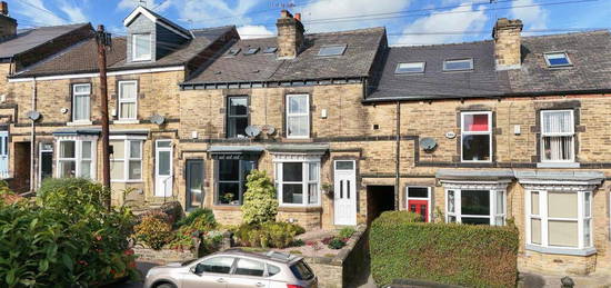 4 bedroom terraced house for sale