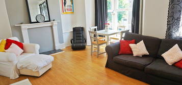 2 bed flat to rent