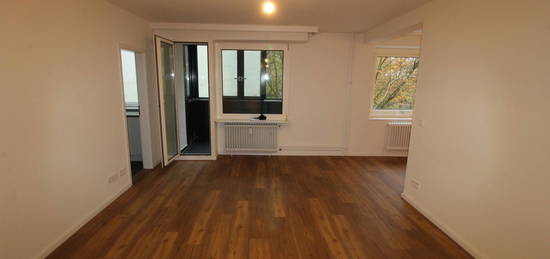 Eimsbüttel - 2 Zi.-Whg., ca. 46 m² mit verglaster Loggia!