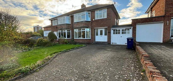 3 bedroom semi-detached house