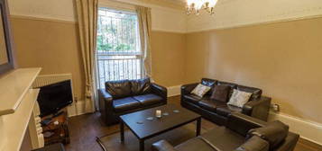 7 bed shared accommodation to rent