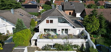 Erftstadt-Liblar! Freistehendes 2-Familienhaus mit Einliegerwohnung im Gartengeschoss! Garage, Großterrasse und attraktive Halbhöhenlage mit Fernsicht