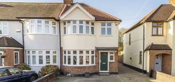 Semi-detached house to rent in Sussex Avenue, Isleworth TW7