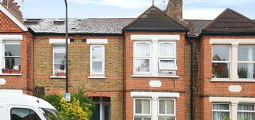 1 bed maisonette for sale