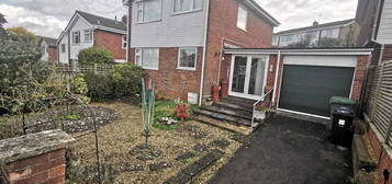 3 bed detached house for sale