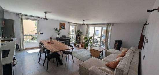 Appartement T3 - Quartier Bir Hakeim + Parking