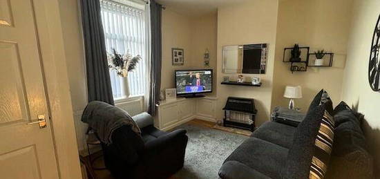 2 bedroom terraced house