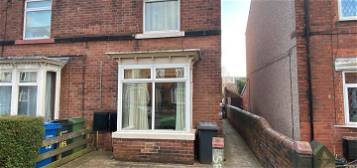 Flat to rent in York Street, Chesterfield S41