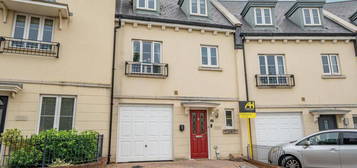 4 bedroom terraced house for sale