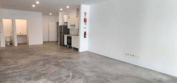 Arrendamento de Apartamento T1  na avenida Heliodoro Salgado, 23