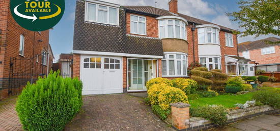 4 bed semi-detached house for sale