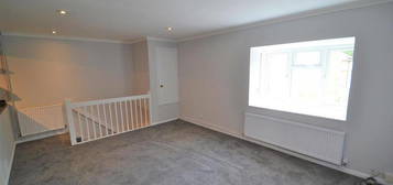 2 bedroom maisonette for sale