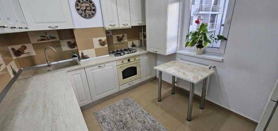 2 camere- 53mp- etaj 3- liber- 83.900 euro