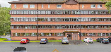 3 bedroom flat for sale