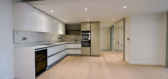 Flat to rent in Westmark Tower, London W2